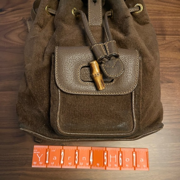 Cute Gucci backpack in brown leather and suede, with bamboo accents - Picture 2 of 16